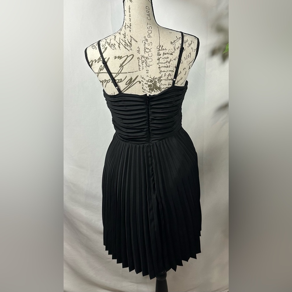 Express Black Ruched Mini Dress - Picture 4 of 14